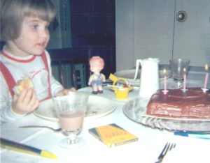 Party sandwiches, chocolate milk & cake - what could be better?!